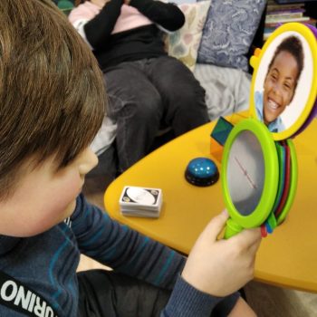 Игрушки MySensorium помогут детям из приемных семей при работе с психологами