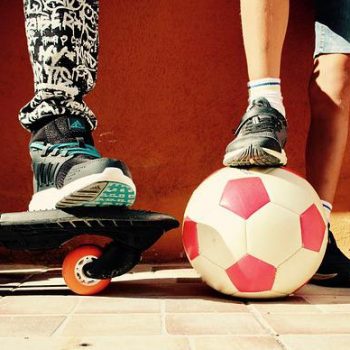 С любовью к спорту и детям: новый страховой продукт от «Югории-Жизнь» поможет детям-сиротам